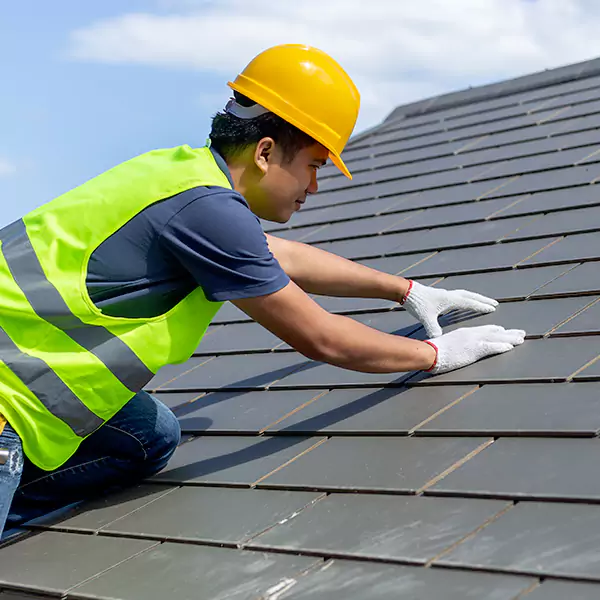 Why Waukegan Businesses Rely on Waukegan Roofing Pro for Roof Maintenance?